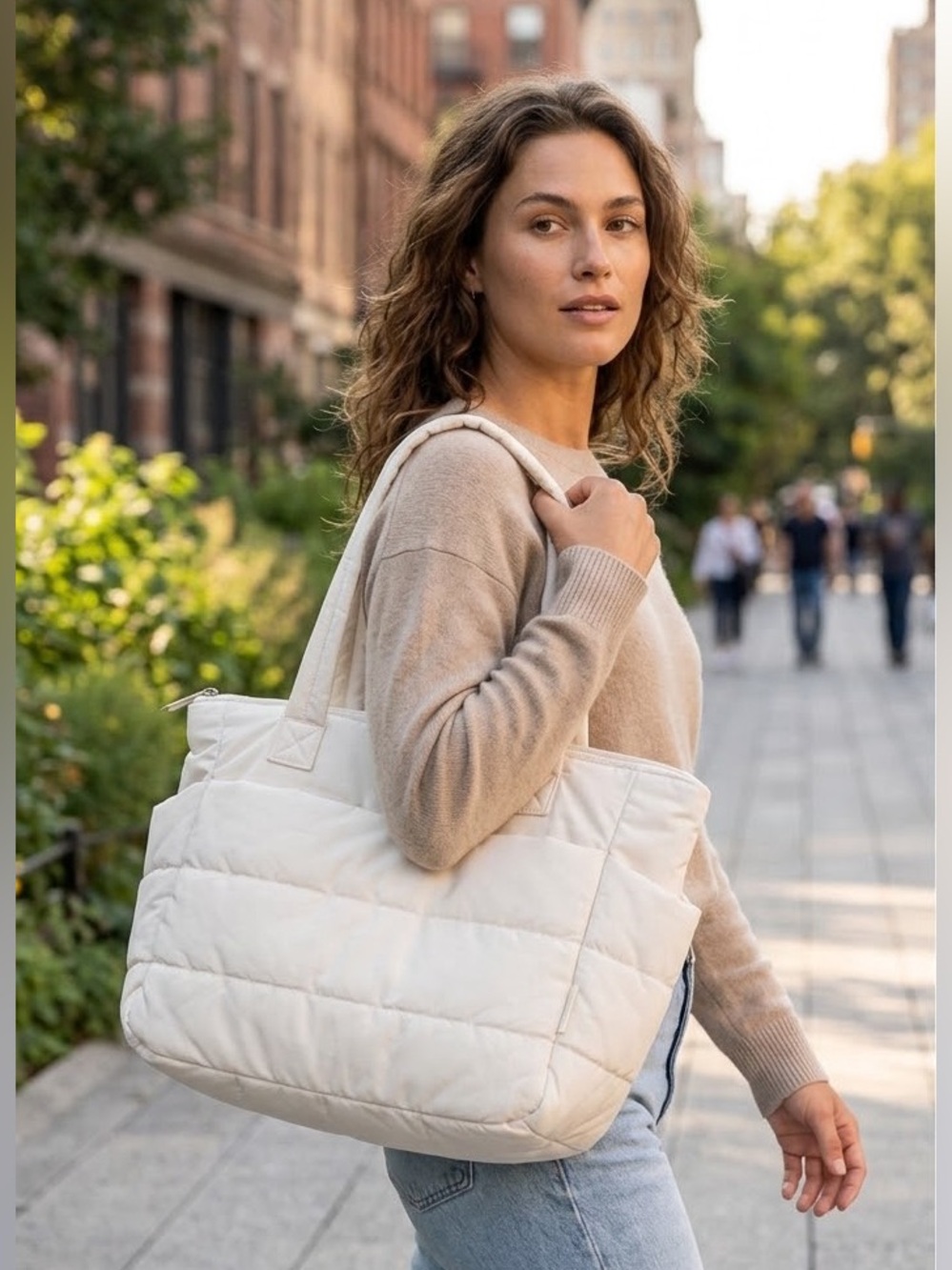 Bagsmart 18L Puffy Tote Bag - Quilted Shoulder Bag NWT White/Off-White